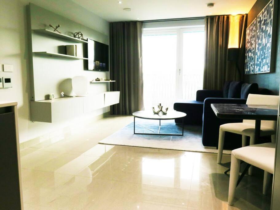 Club White London Bridge One Bedroom Apartment מראה חיצוני תמונה